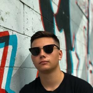 Meet your Posher, Ian